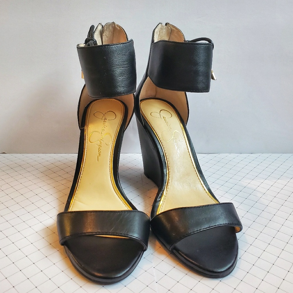 Jessica Simpson Breeley Black Wedge Sandal 6M/36
